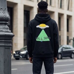 NWT Full Send Unisex Black “Full Send Alien Frens” Graphic Hoodie - Size Large